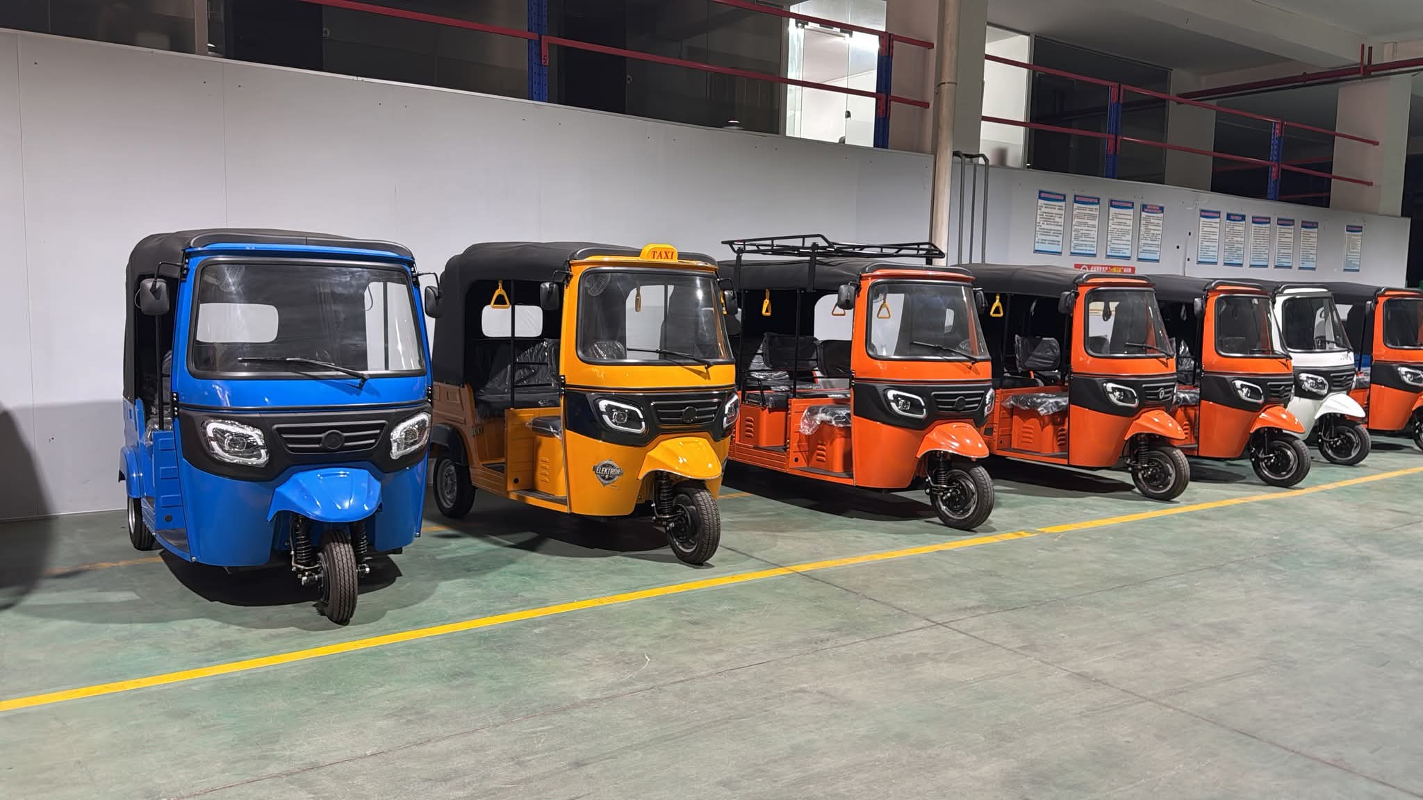 Geo Sea electric tuk-tuk — model 2